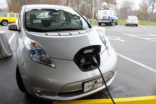 Texas Offers Incentive For Electric Vehicles Excluding Tesla The Texas Commission On Environmental Quality Has Announced Details Of State S New Alternative Fuel Vehicle Rebate Program Will Offer 2 500